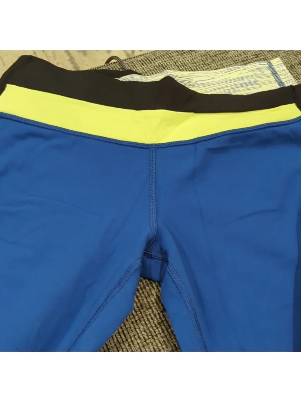 Lululemon Astro Pant Limitless Blu/Wee R Fr Space Polar Crm clarity yellow/blk